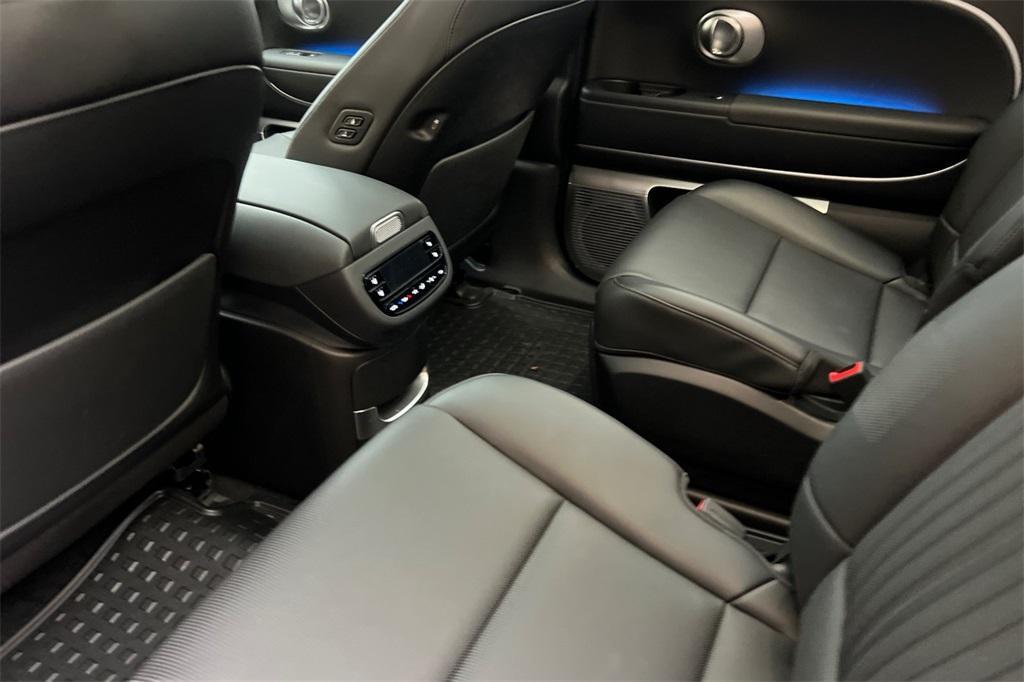 new 2026 Hyundai IONIQ 9 car, priced at $77,213