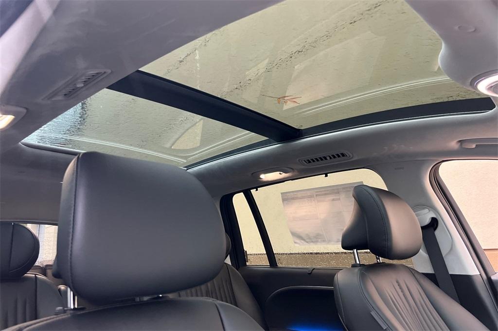 new 2026 Hyundai IONIQ 9 car, priced at $77,213