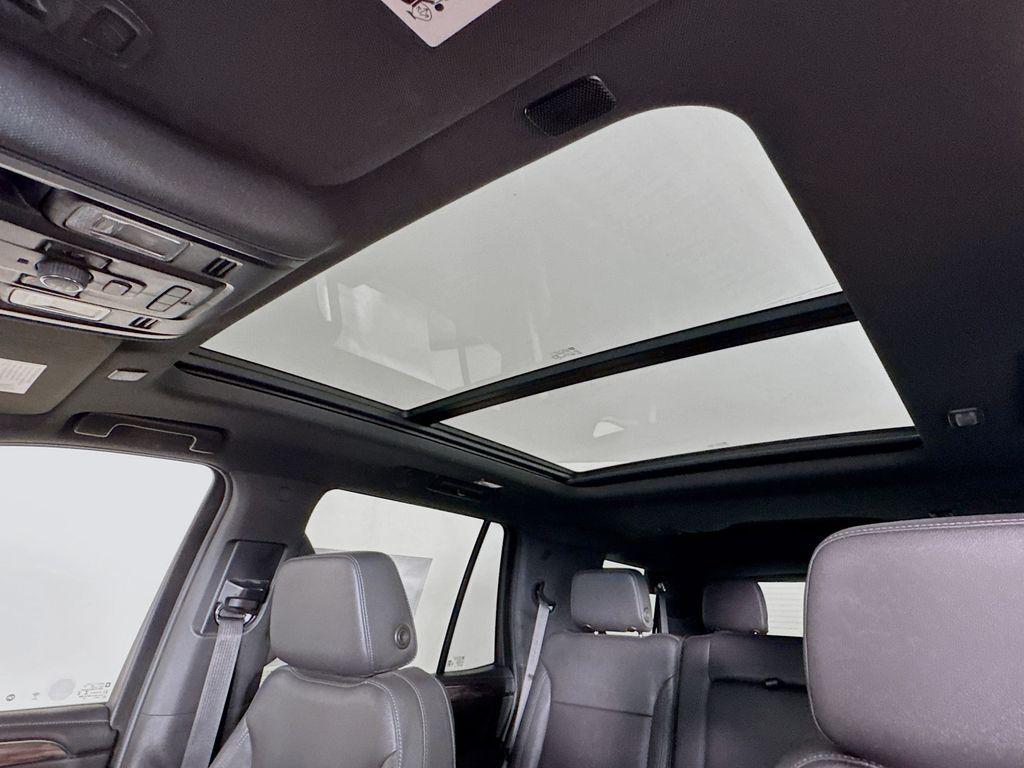 used 2022 Chevrolet Tahoe car, priced at $57,999