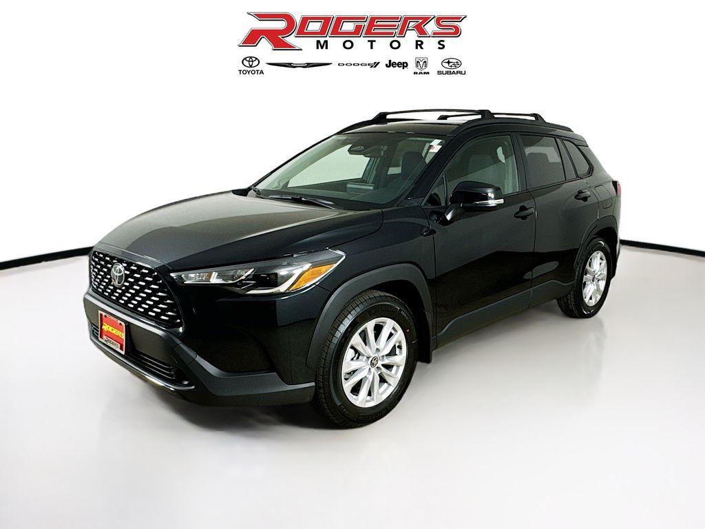 new 2025 Toyota Corolla Cross car, priced at $30,423