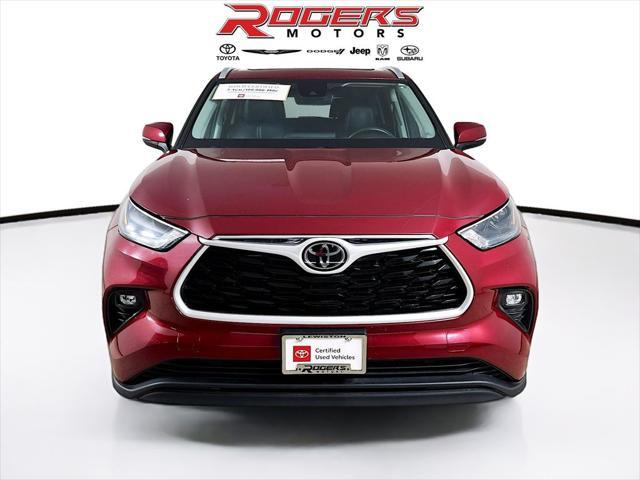 used 2022 Toyota Highlander car, priced at $39,499