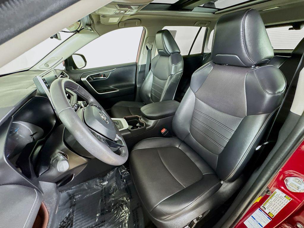used 2021 Toyota RAV4 Hybrid car, priced at $35,897