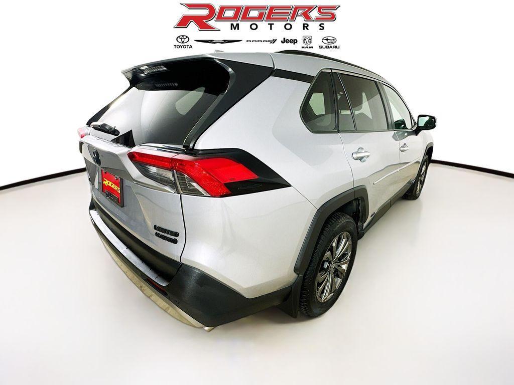 used 2022 Toyota RAV4 Hybrid car, priced at $32,999