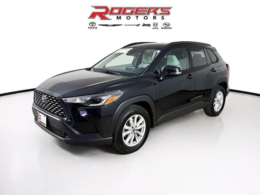 used 2022 Toyota Corolla Cross car, priced at $23,999