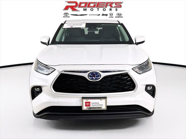 used 2023 Toyota Highlander Hybrid car, priced at $40,000