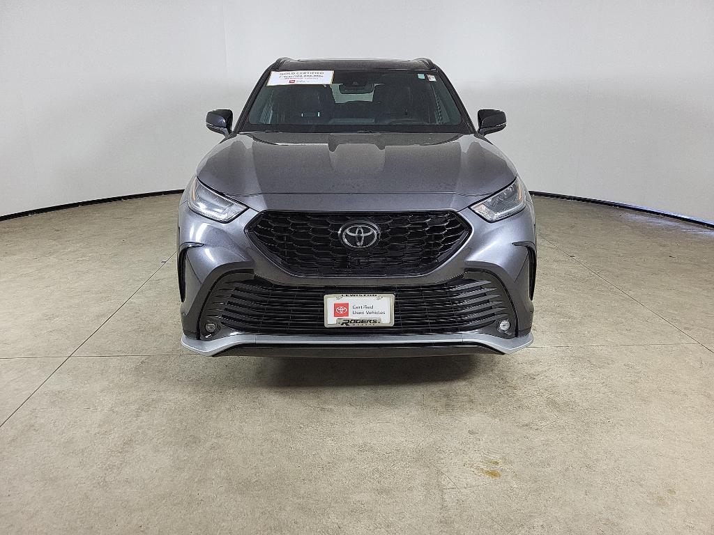 used 2024 Toyota Highlander car, priced at $47,447