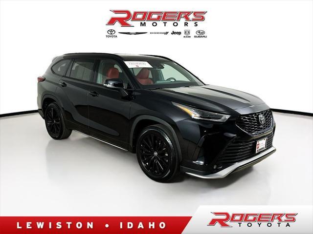 used 2024 Toyota Highlander car, priced at $48,999