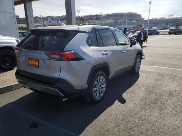 used 2019 Toyota RAV4 car