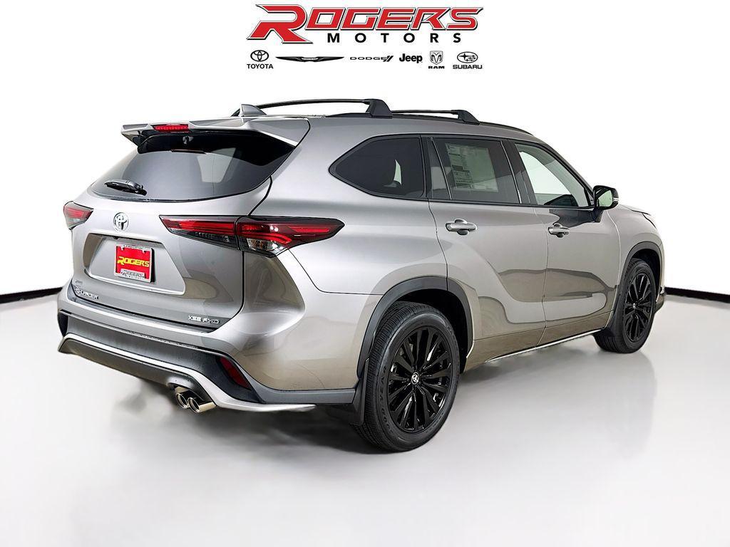 new 2026 Toyota Highlander car, priced at $51,191