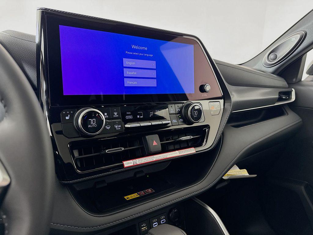new 2026 Toyota Highlander car, priced at $51,191
