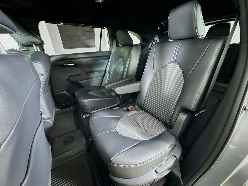new 2026 Toyota Highlander car, priced at $51,191