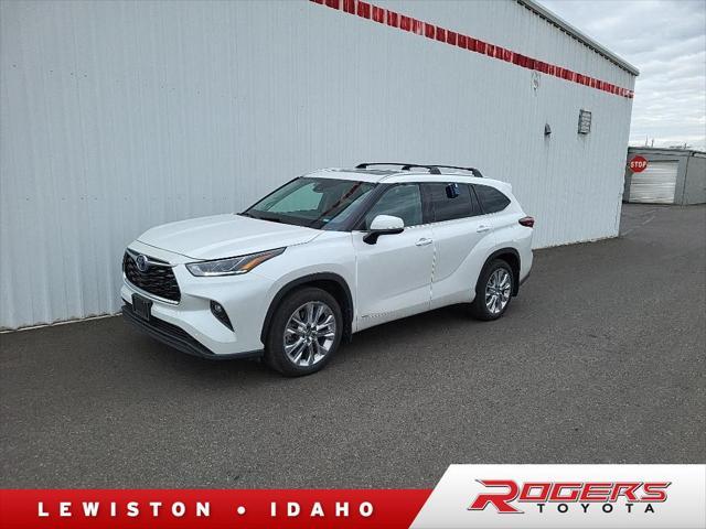 used 2024 Toyota Highlander Hybrid car, priced at $52,500