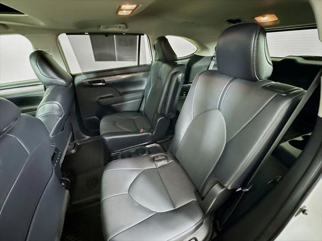 used 2024 Toyota Highlander Hybrid car, priced at $51,499