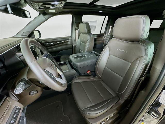 used 2023 GMC Yukon XL car, priced at $73,999