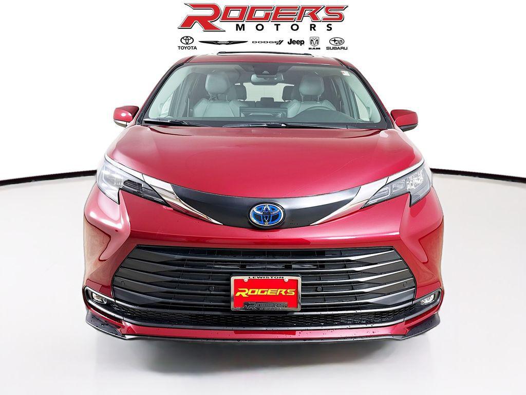 new 2025 Toyota Sienna car, priced at $48,710