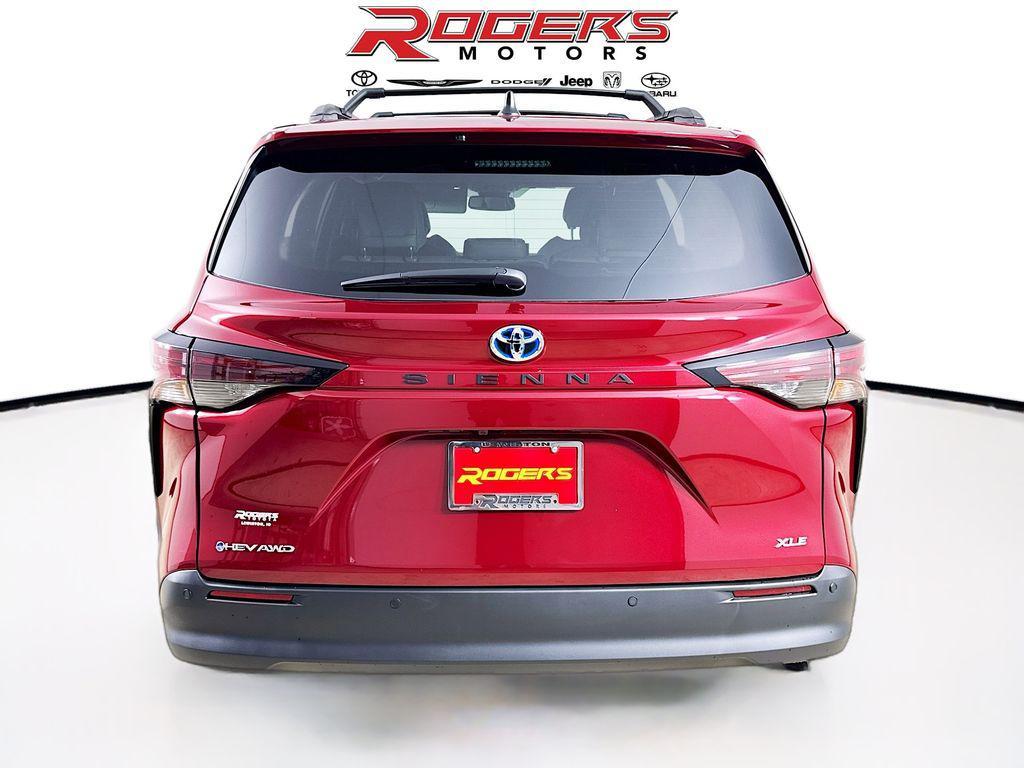 new 2025 Toyota Sienna car, priced at $48,710