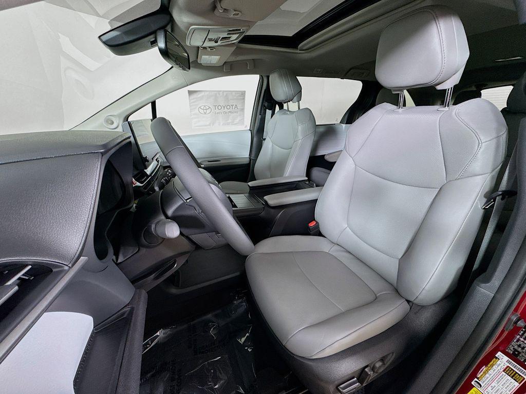 new 2025 Toyota Sienna car, priced at $48,710