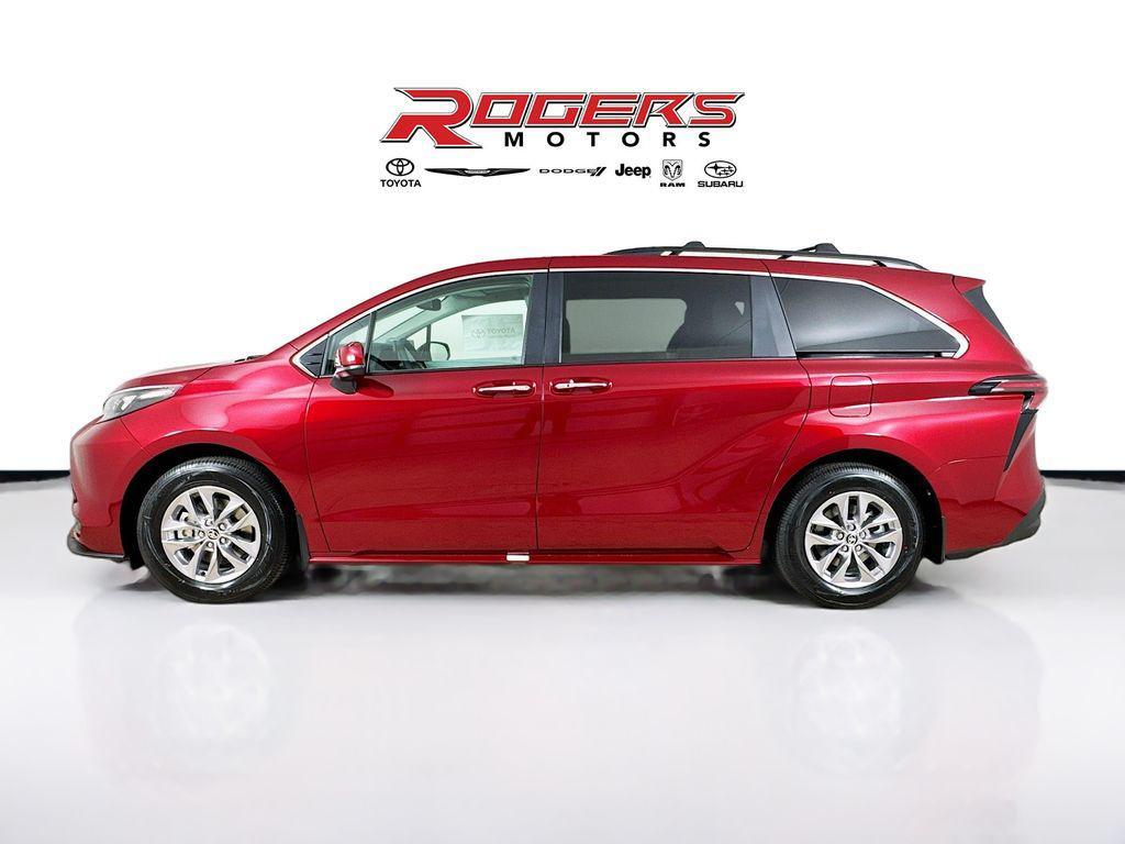 new 2025 Toyota Sienna car, priced at $48,710