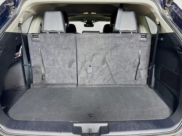 used 2023 Toyota Highlander car, priced at $39,999