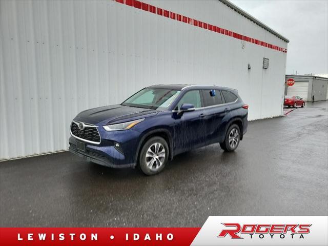 used 2023 Toyota Highlander car, priced at $42,000