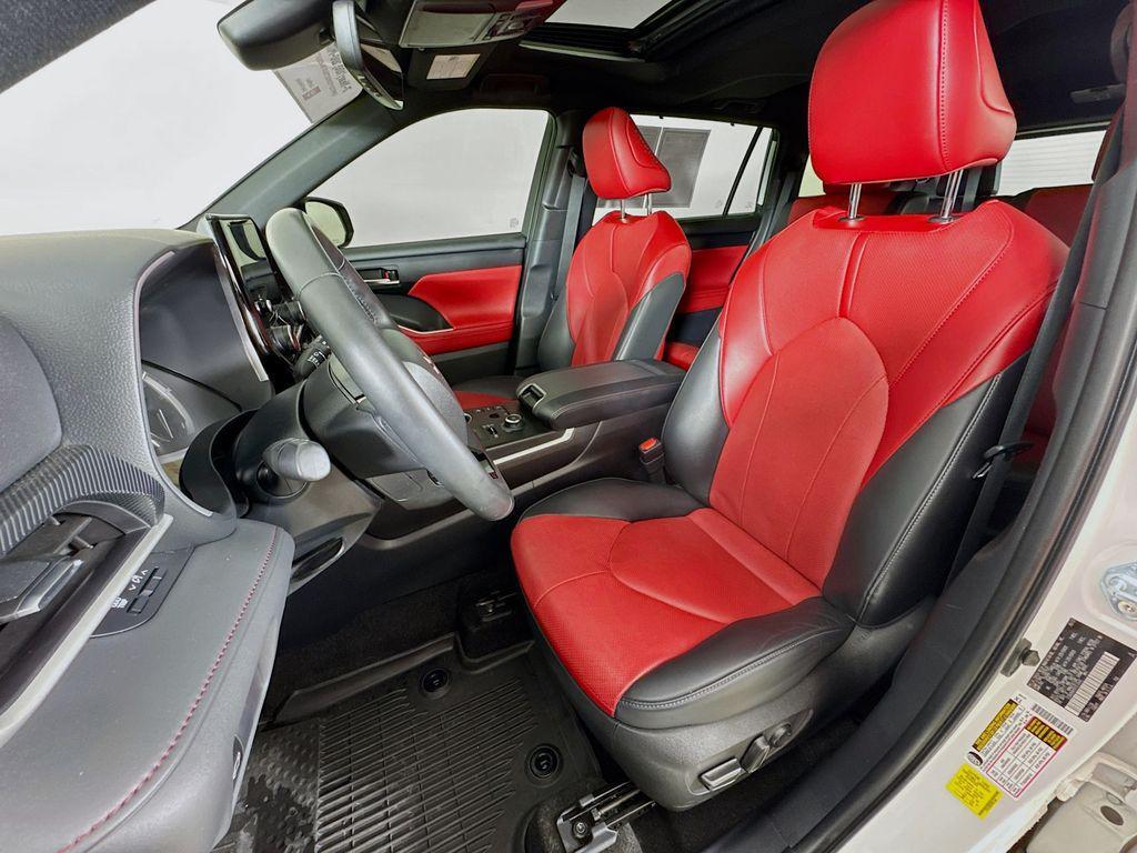 used 2023 Toyota Highlander car, priced at $43,368
