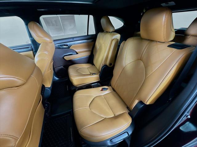 used 2021 Toyota Highlander car, priced at $43,000