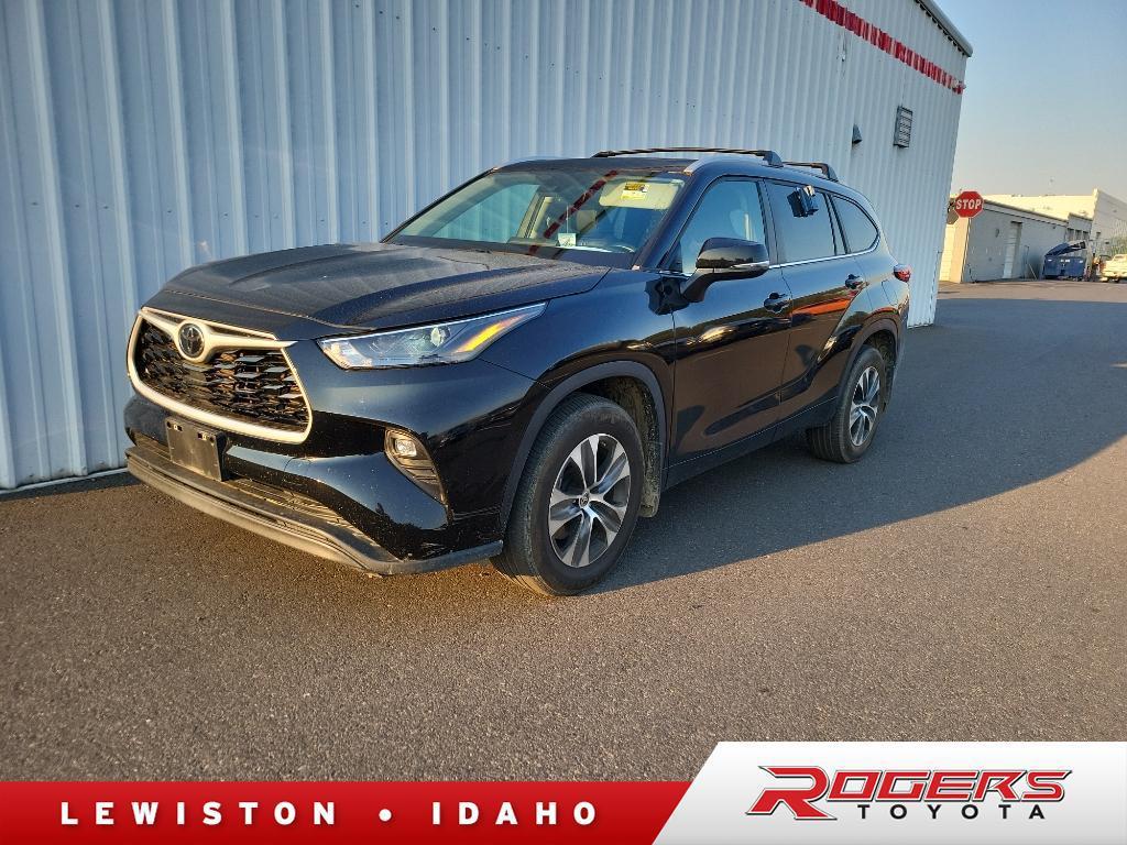 used 2023 Toyota Highlander car, priced at $45,000
