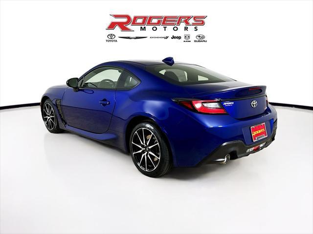 new 2025 Toyota GR86 car, priced at $32,213