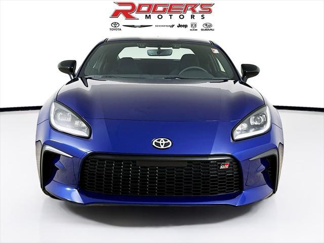 new 2025 Toyota GR86 car, priced at $32,213