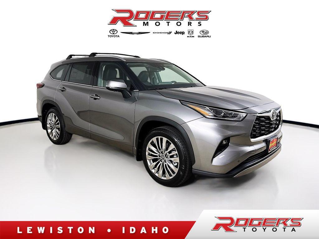 new 2025 Toyota Highlander car, priced at $55,287