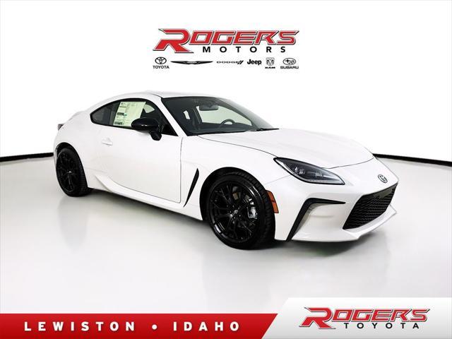 new 2025 Toyota GR86 car, priced at $40,914