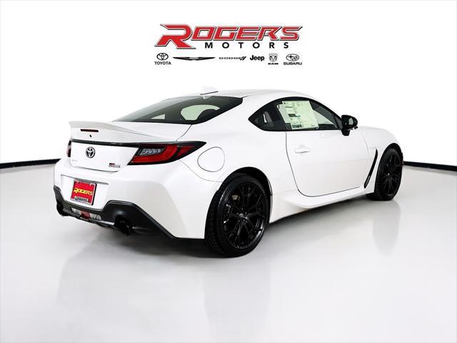 new 2025 Toyota GR86 car, priced at $40,914