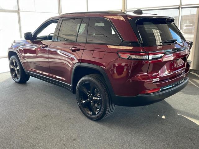 new 2025 Jeep Grand Cherokee car