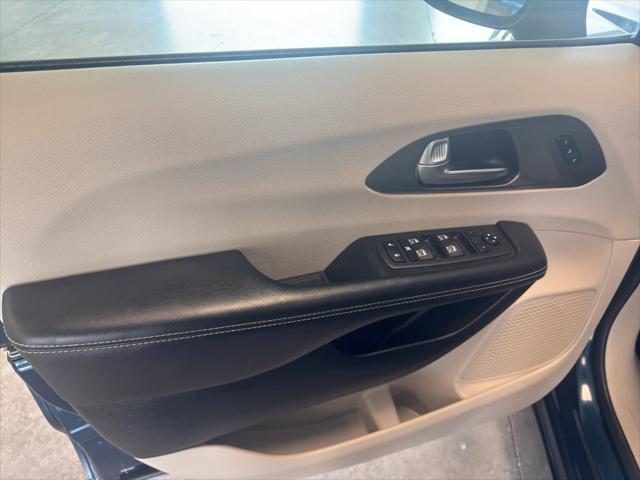 used 2023 Chrysler Pacifica car, priced at $33,995