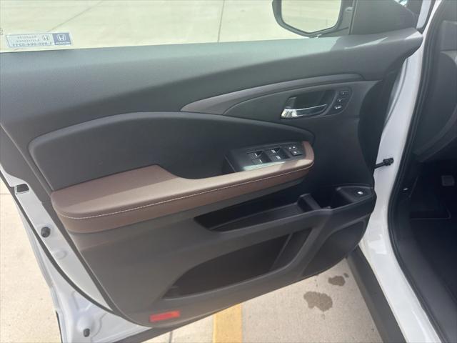 new 2025 Honda Ridgeline car