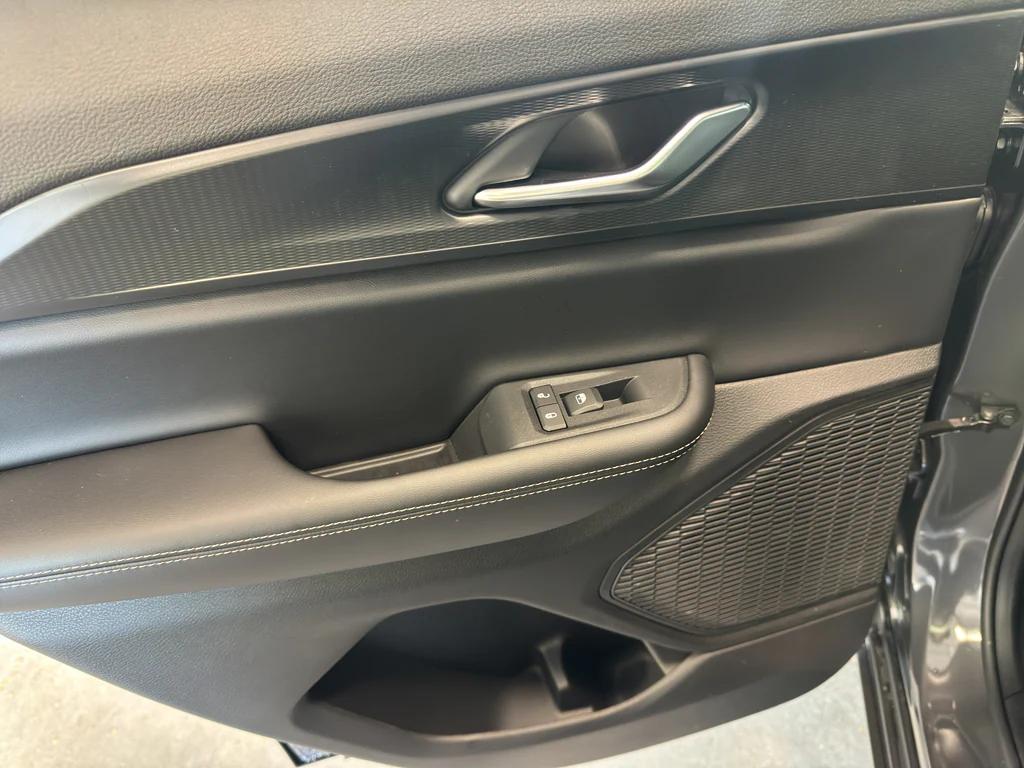 new 2025 Jeep Grand Cherokee car