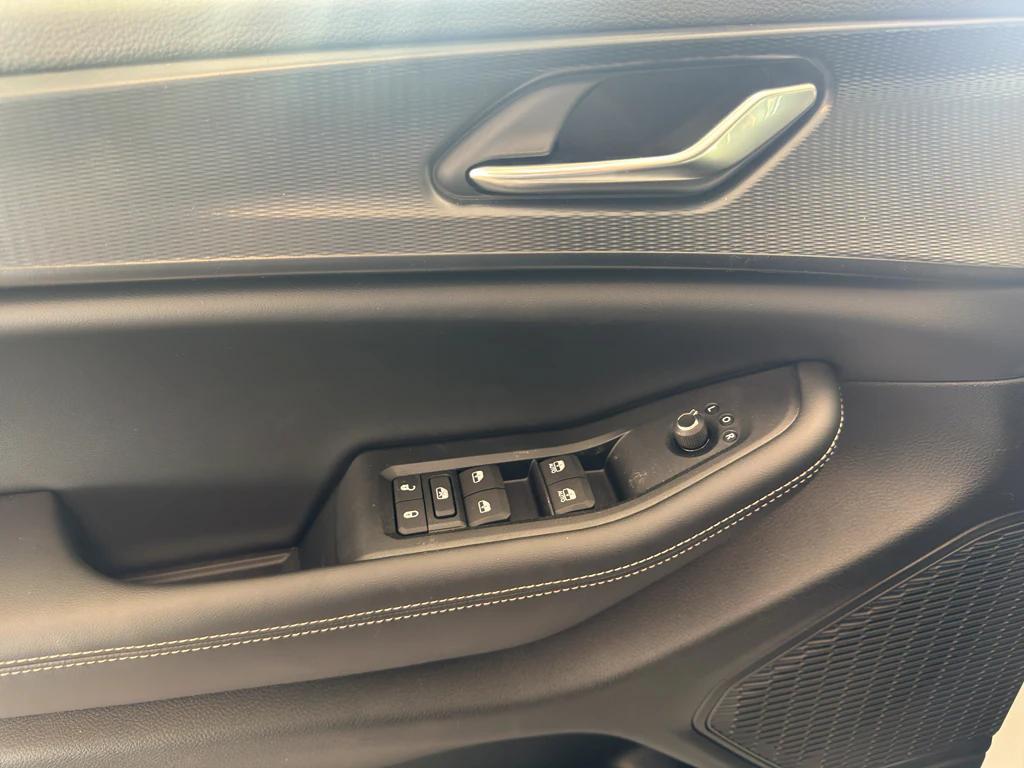 new 2025 Jeep Grand Cherokee car