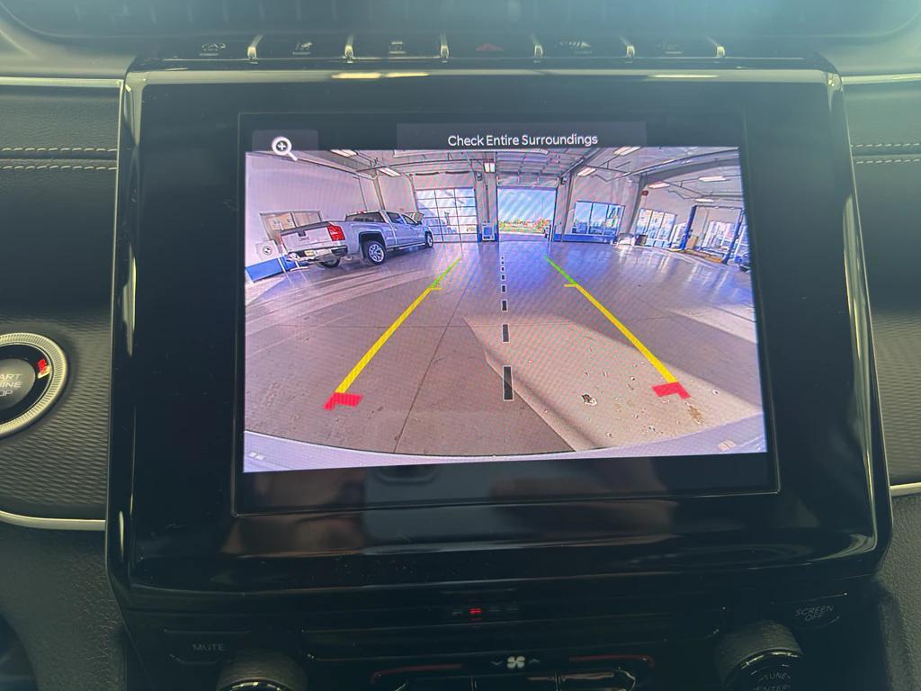 new 2025 Jeep Grand Cherokee car