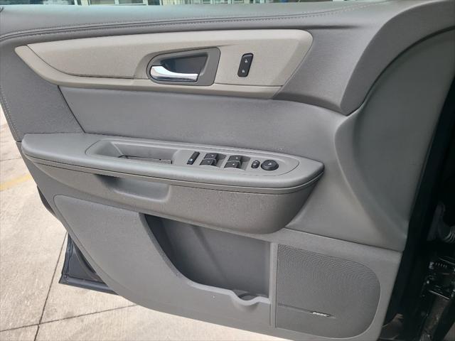used 2015 Chevrolet Traverse car, priced at $8,995