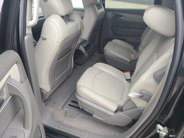 used 2015 Chevrolet Traverse car, priced at $8,995