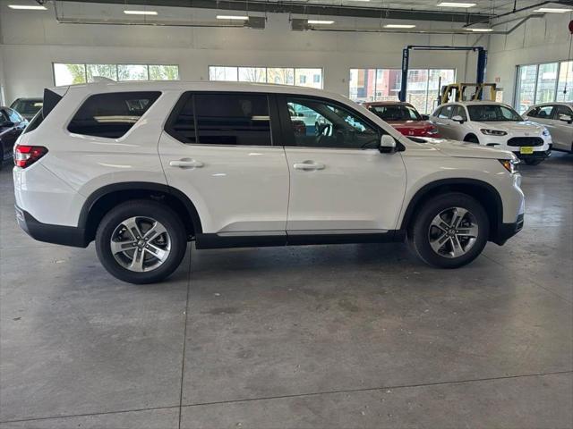 new 2025 Honda Pilot car