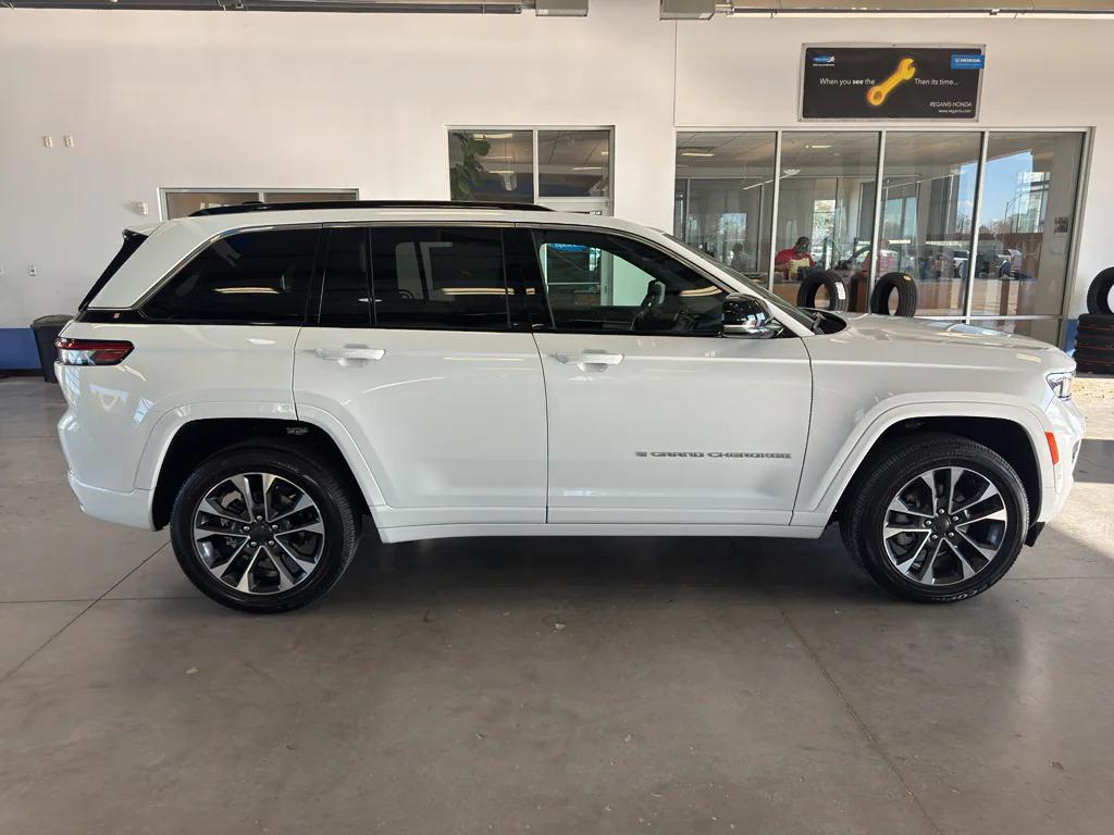 new 2025 Jeep Grand Cherokee car, priced at $59,985