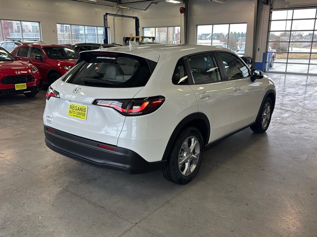 new 2025 Honda HR-V car