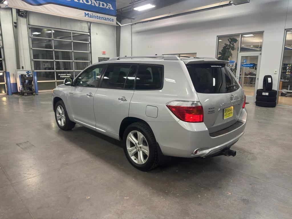 used 2009 Toyota Highlander car, priced at $11,995