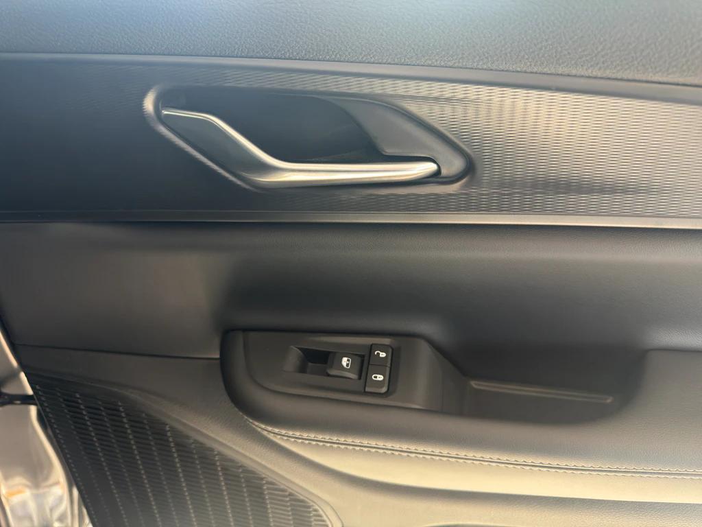 new 2025 Jeep Grand Cherokee car