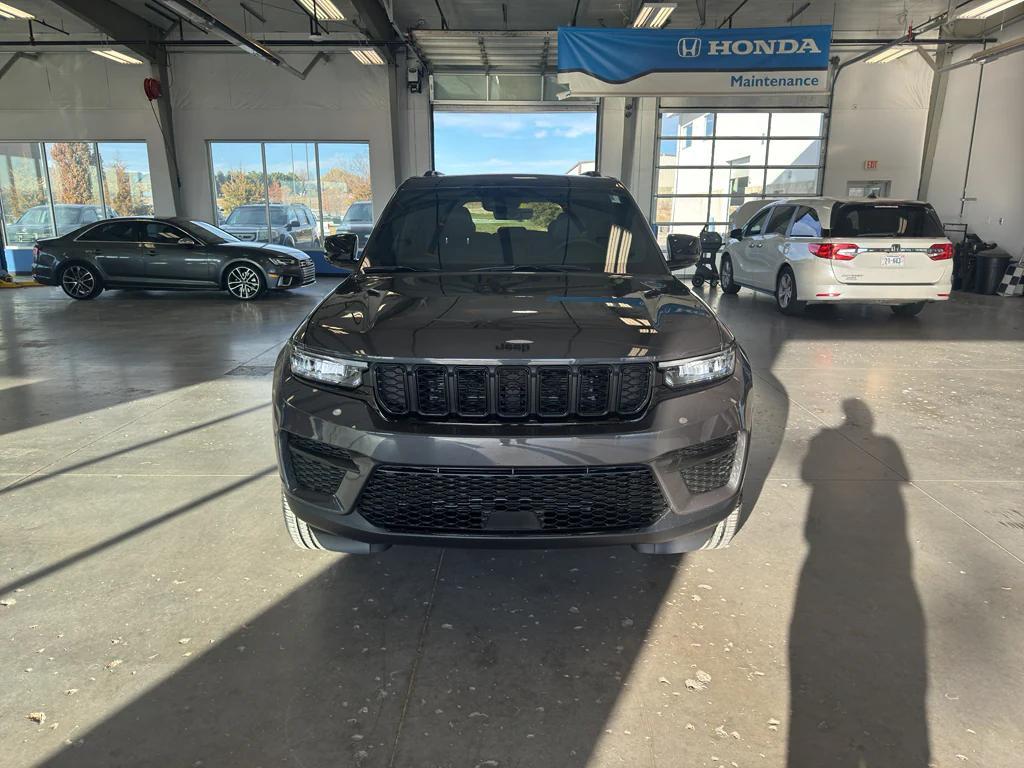 new 2025 Jeep Grand Cherokee car