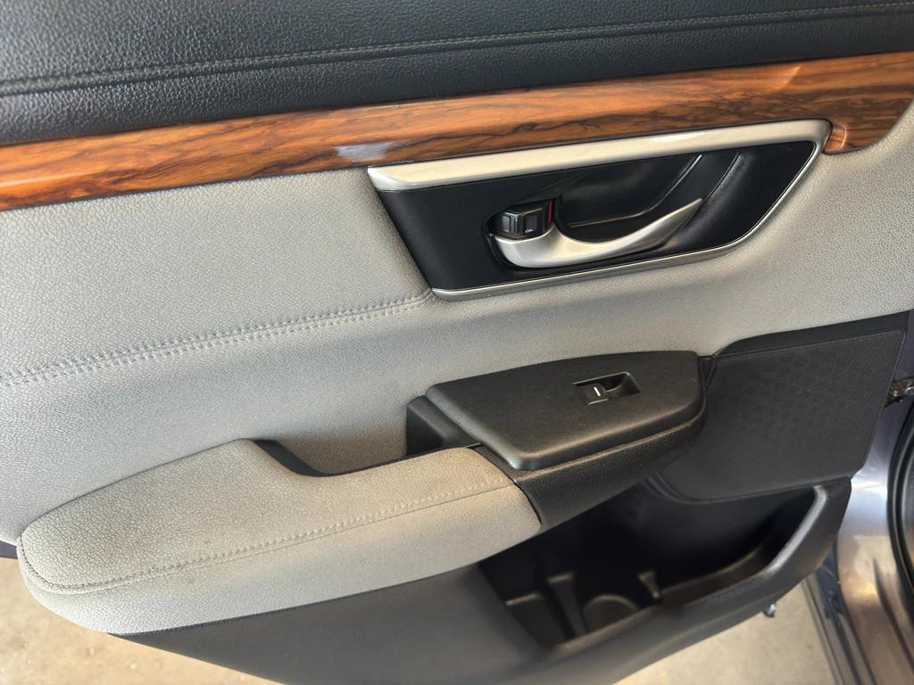 used 2020 Honda CR-V car, priced at $24,995