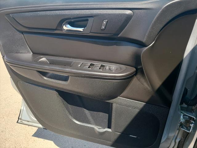 used 2017 Chevrolet Traverse car, priced at $13,995