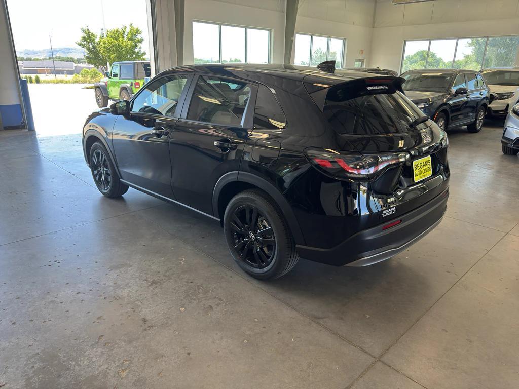 new 2026 Honda HR-V car