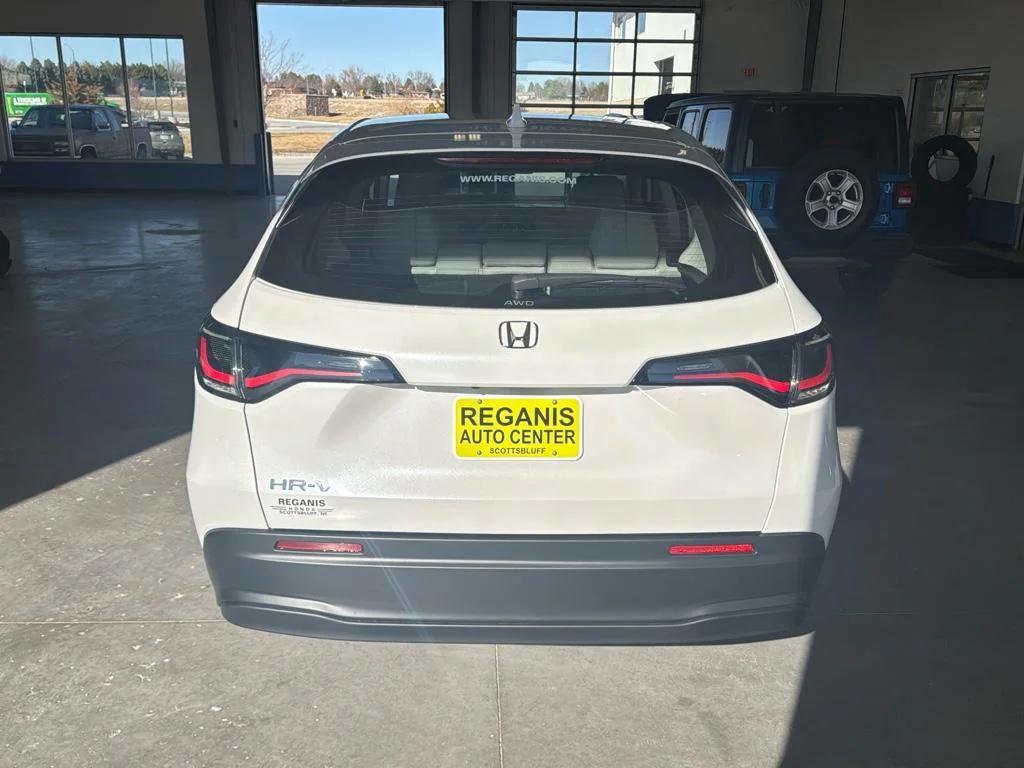 new 2025 Honda HR-V car